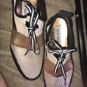 Steve Madden Sneakers